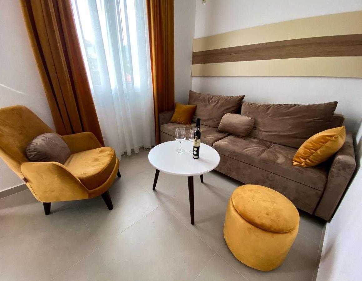 As Apartmani Budva Exterior photo