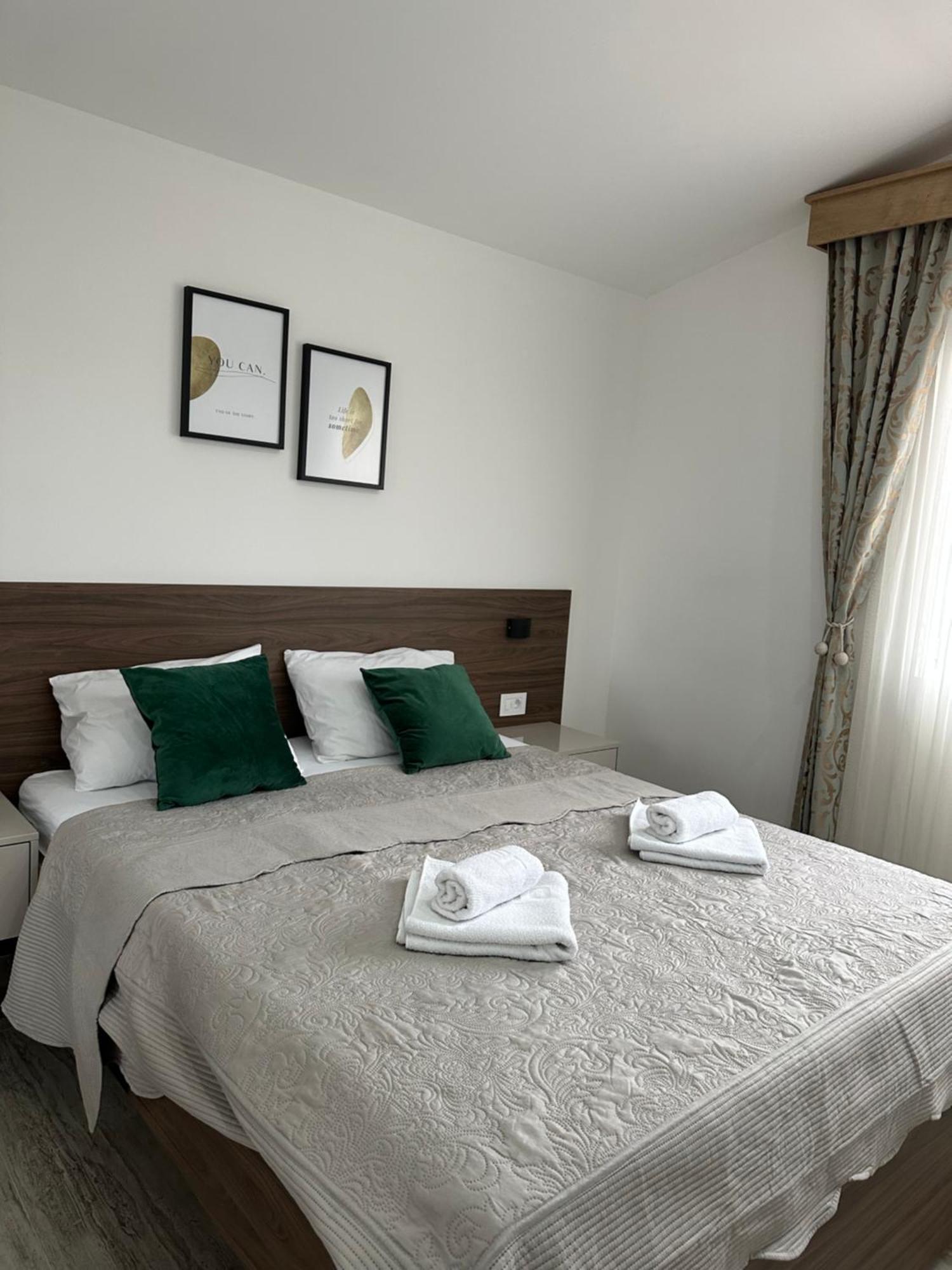 As Apartmani Budva Exterior photo