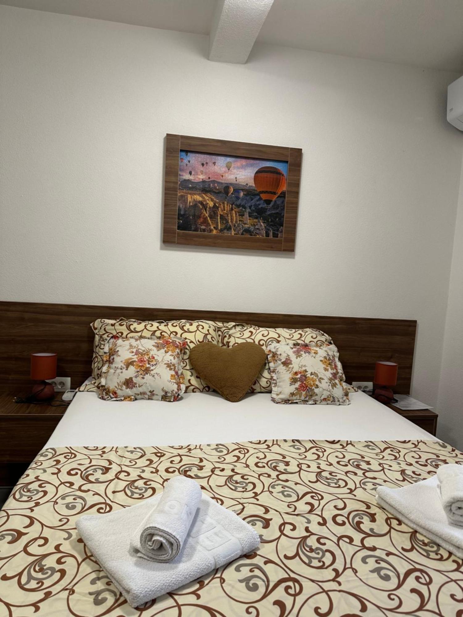 As Apartmani Budva Exterior photo